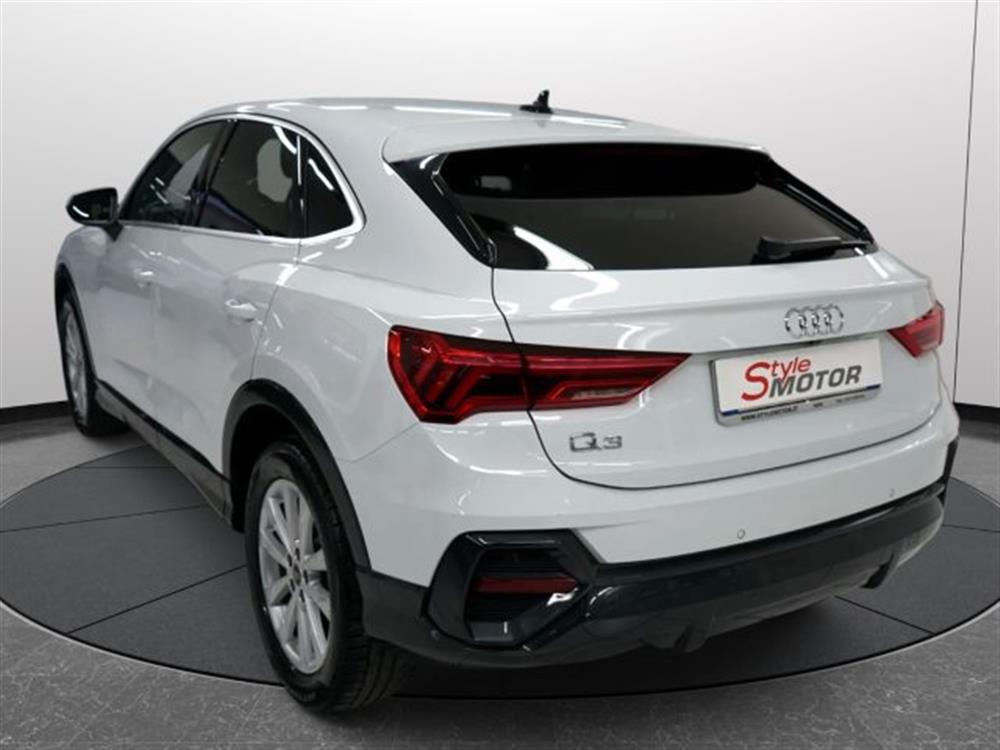 Q3   Q3 SPB SPORTBACK 35 TDI
