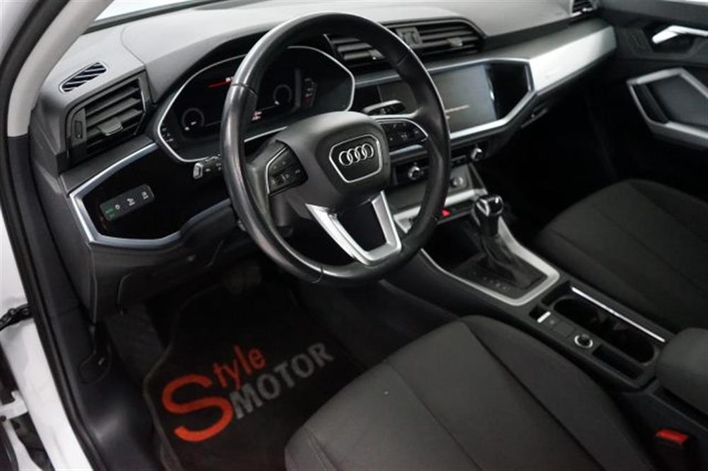 Q3   Q3 SPB SPORTBACK 35 TDI