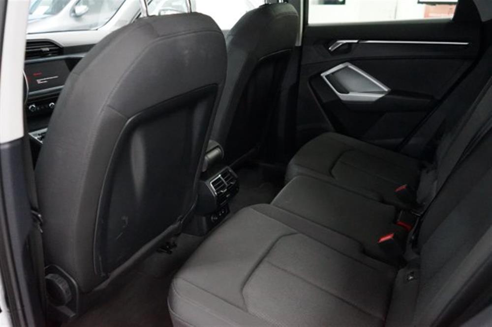 Q3   Q3 SPB SPORTBACK 35 TDI