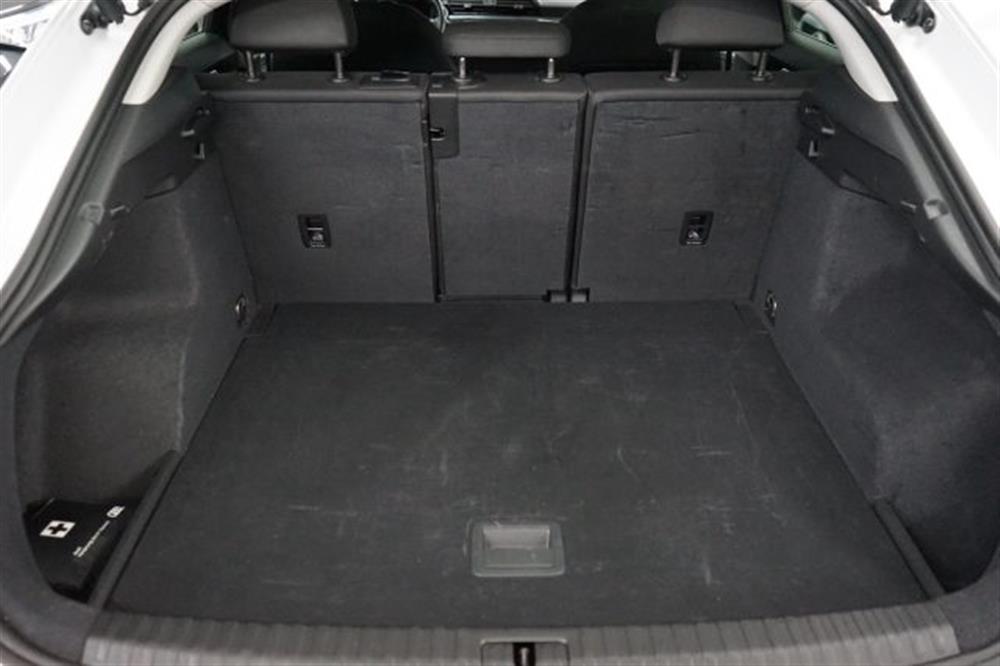 Q3   Q3 SPB SPORTBACK 35 TDI