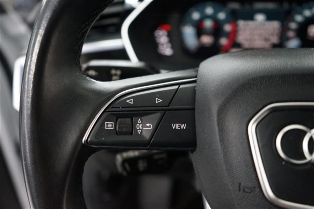 Q3   Q3 SPB SPORTBACK 35 TDI