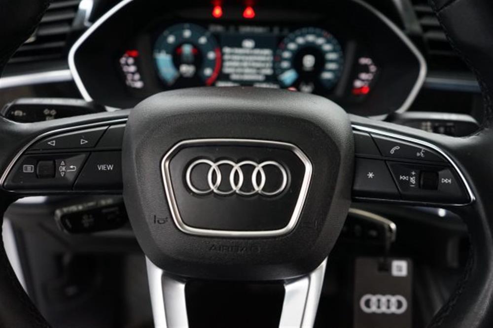 Q3   Q3 SPB SPORTBACK 35 TDI