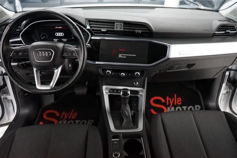 Q3   Q3 SPB SPORTBACK 35 TDI