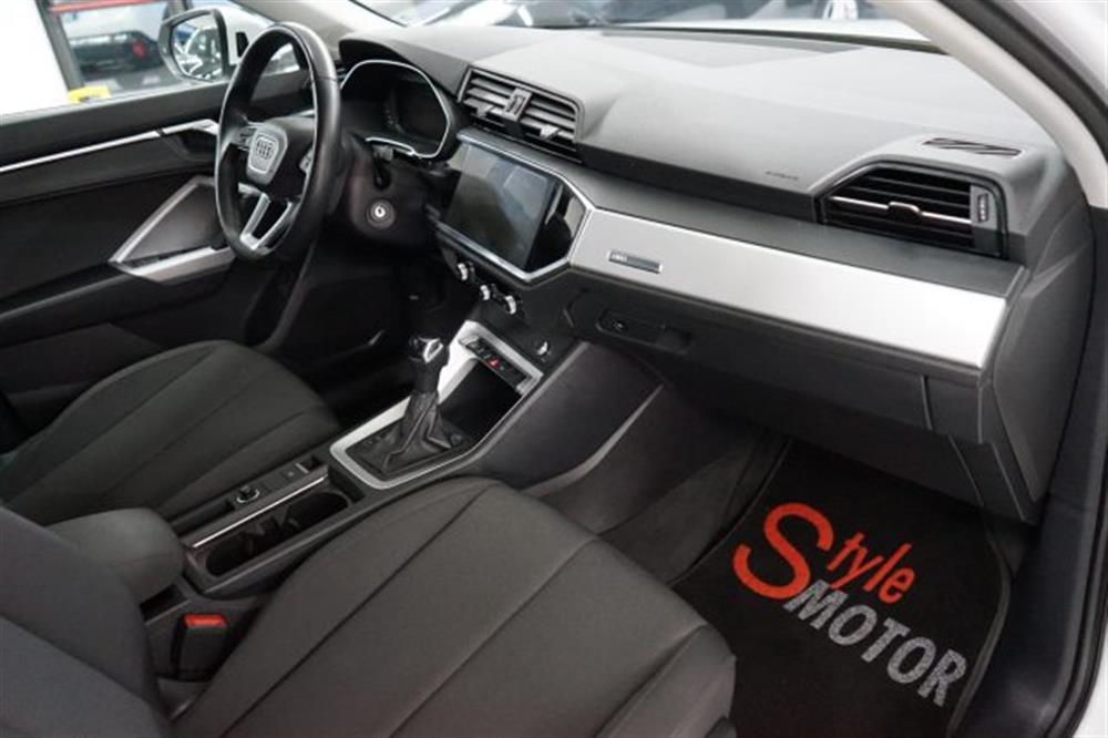 Q3   Q3 SPB SPORTBACK 35 TDI