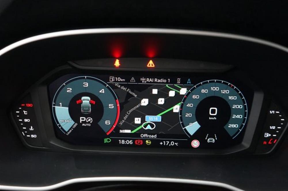 Q3   Q3 SPB SPORTBACK 35 TDI