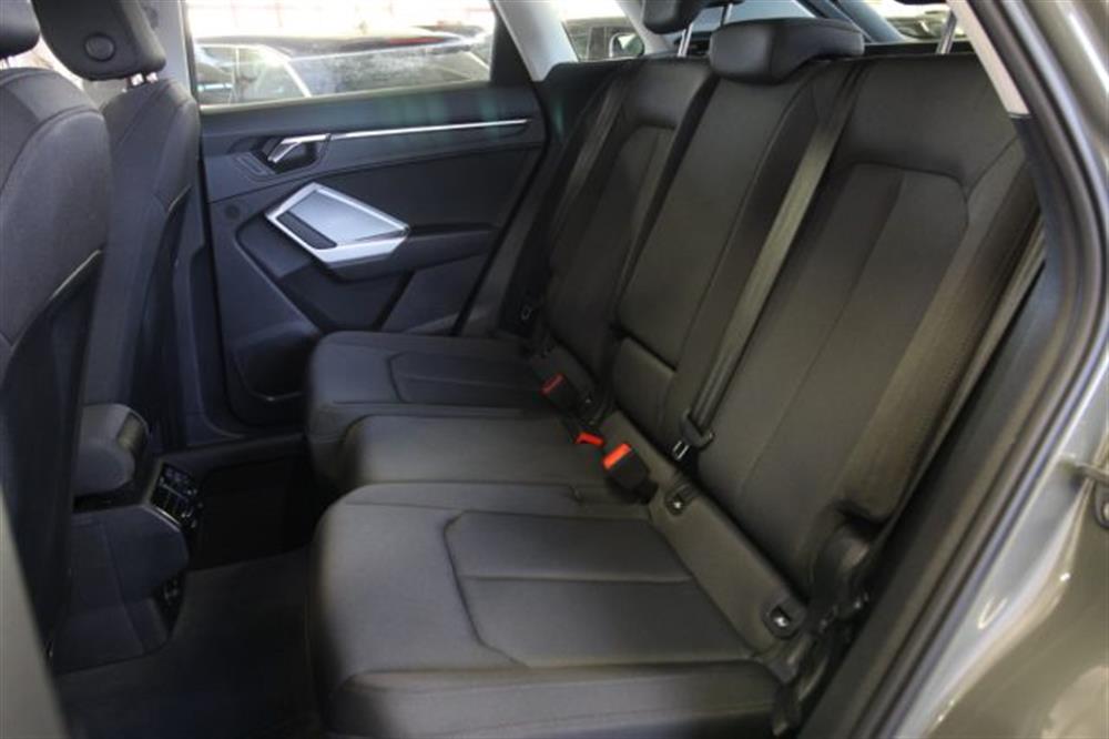 Q3   Q3 45 TFSI e S-tronic B