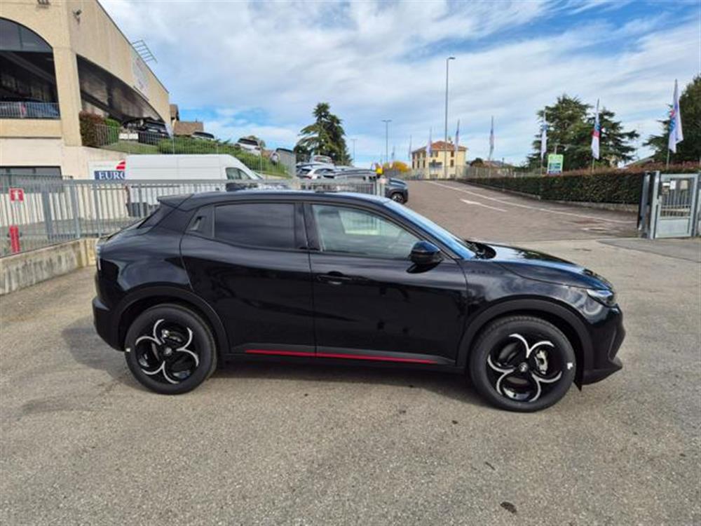 Junior   Junior 1.2 145 CV Hybrid eD