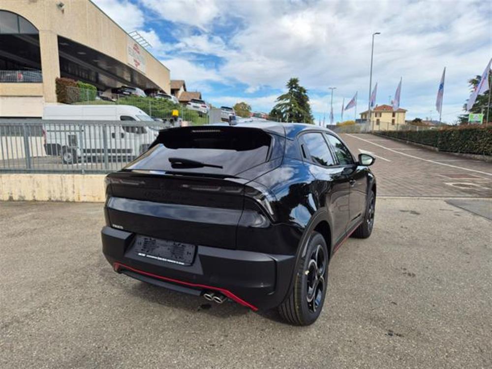 Junior   Junior 1.2 145 CV Hybrid eD