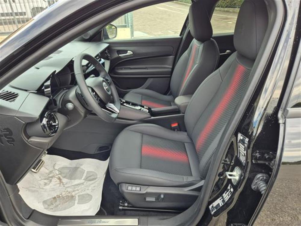 Junior   Junior 1.2 145 CV Hybrid eD