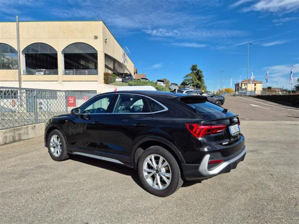 Q3   Q3 SPB 35 TDI S tronic