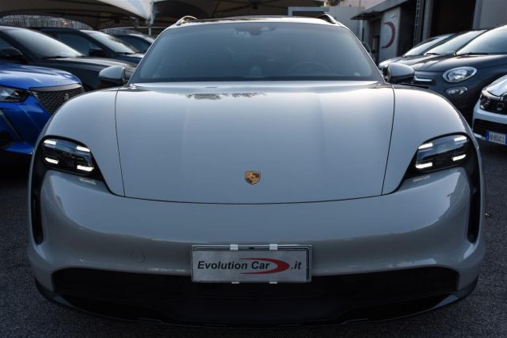 Taycan   Taycan 4 Cross Turismo *21