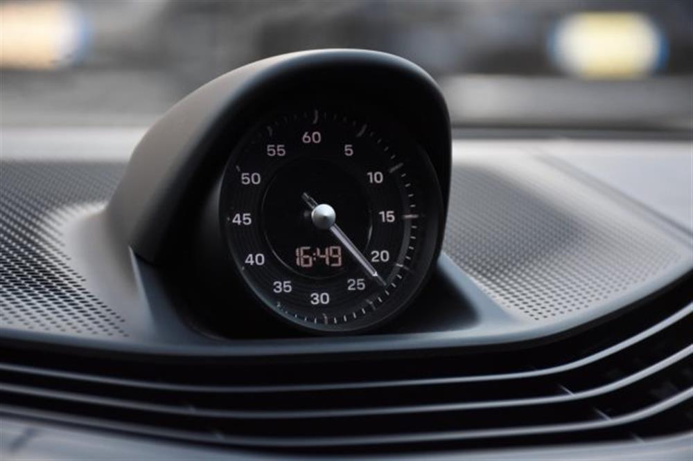 Taycan   Taycan 4 Cross Turismo *21