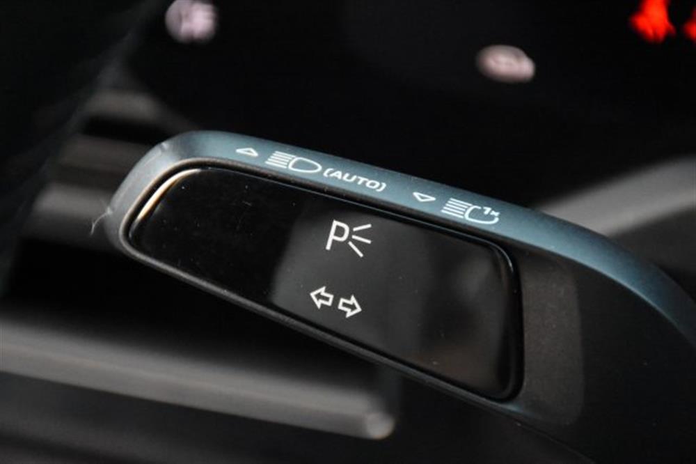 Taycan   Taycan 4 Cross Turismo *21