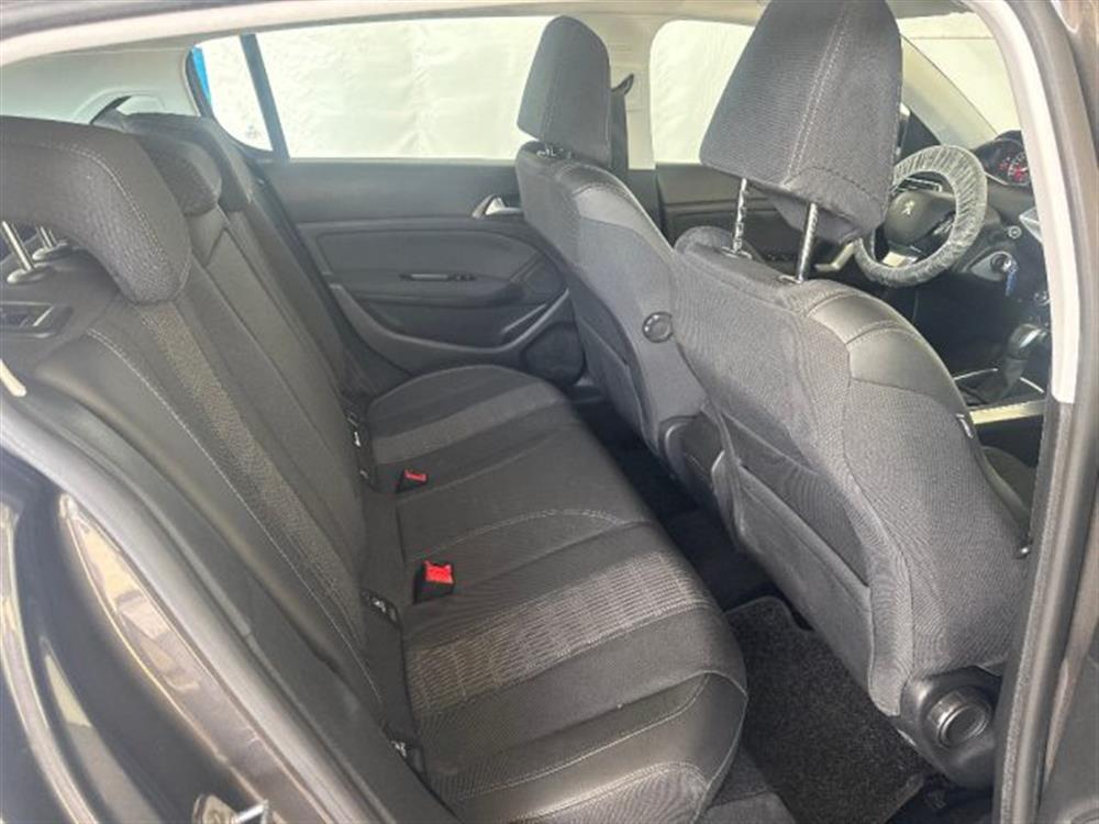 308   308 BlueHDi 120cv S&S EA