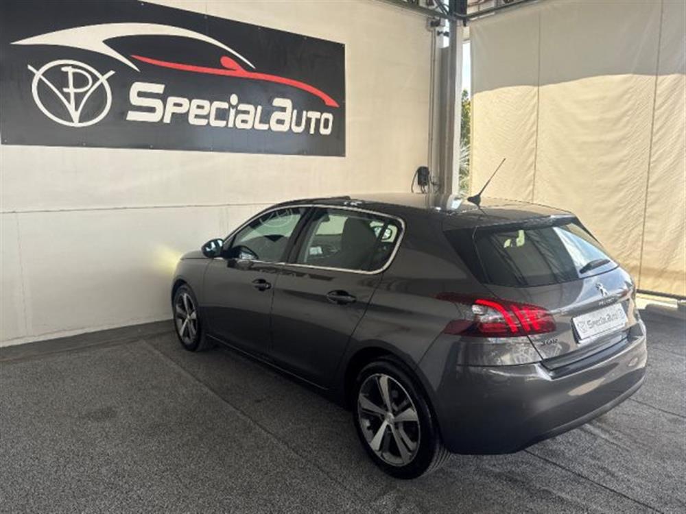 308   308 BlueHDi 120cv S&S EA