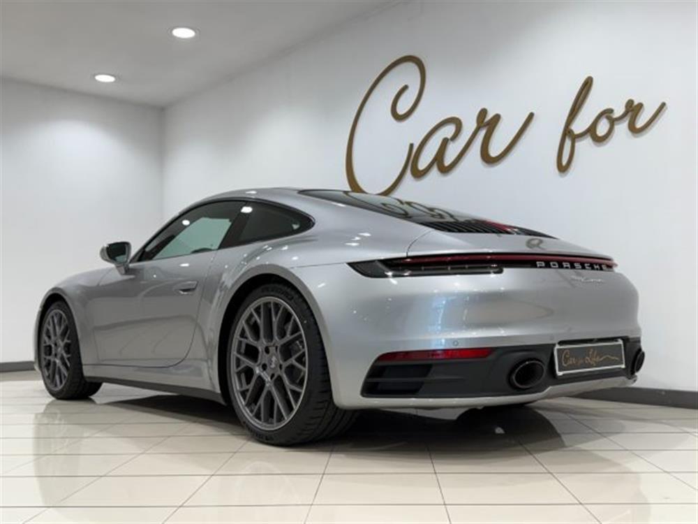 911   911 Carrera 992 Coupè