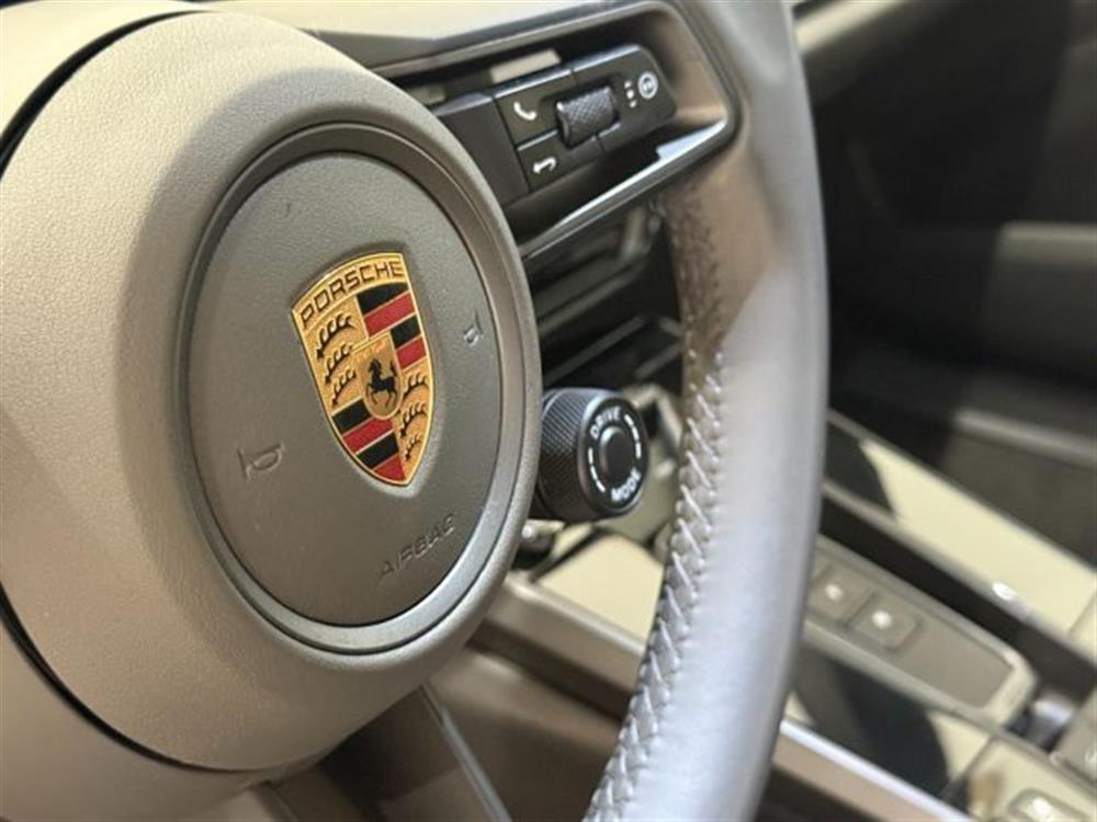 911   911 Carrera 992 Coupè