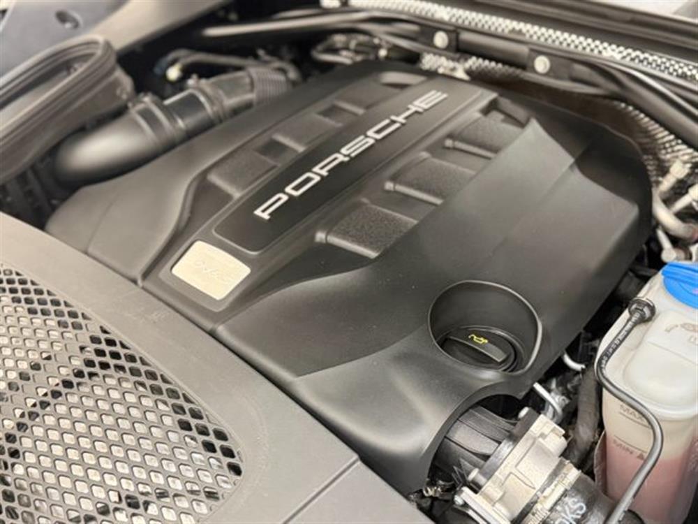 Macan   Macan 3.0 S Diesel