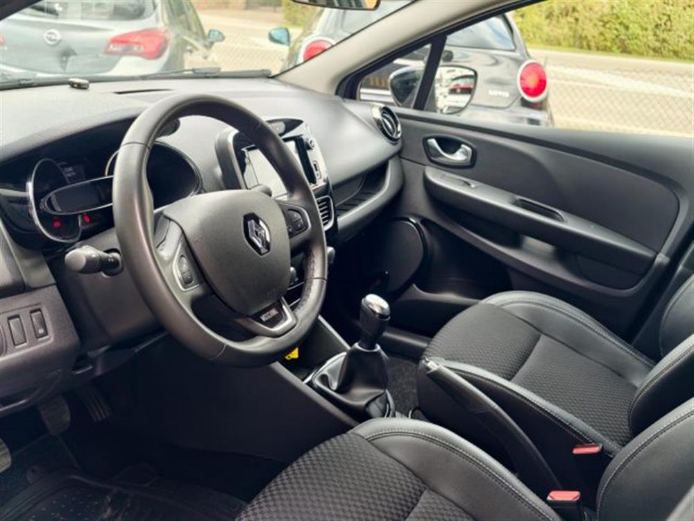 Clio   Clio Sporter TCe 12V 75 C