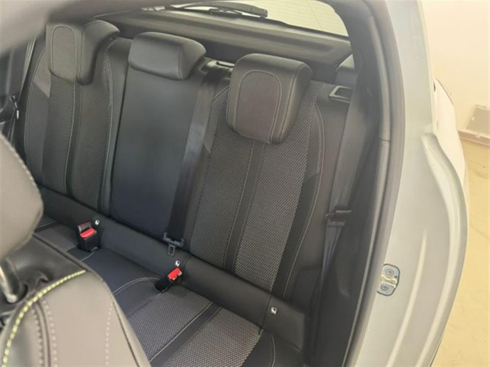 208   208 PureTech 100 CV  5 p