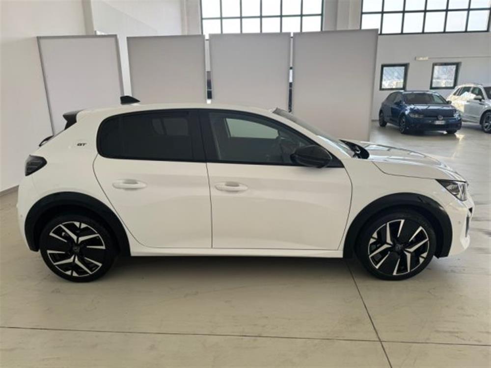 208   208 PureTech 100 CV  5 p