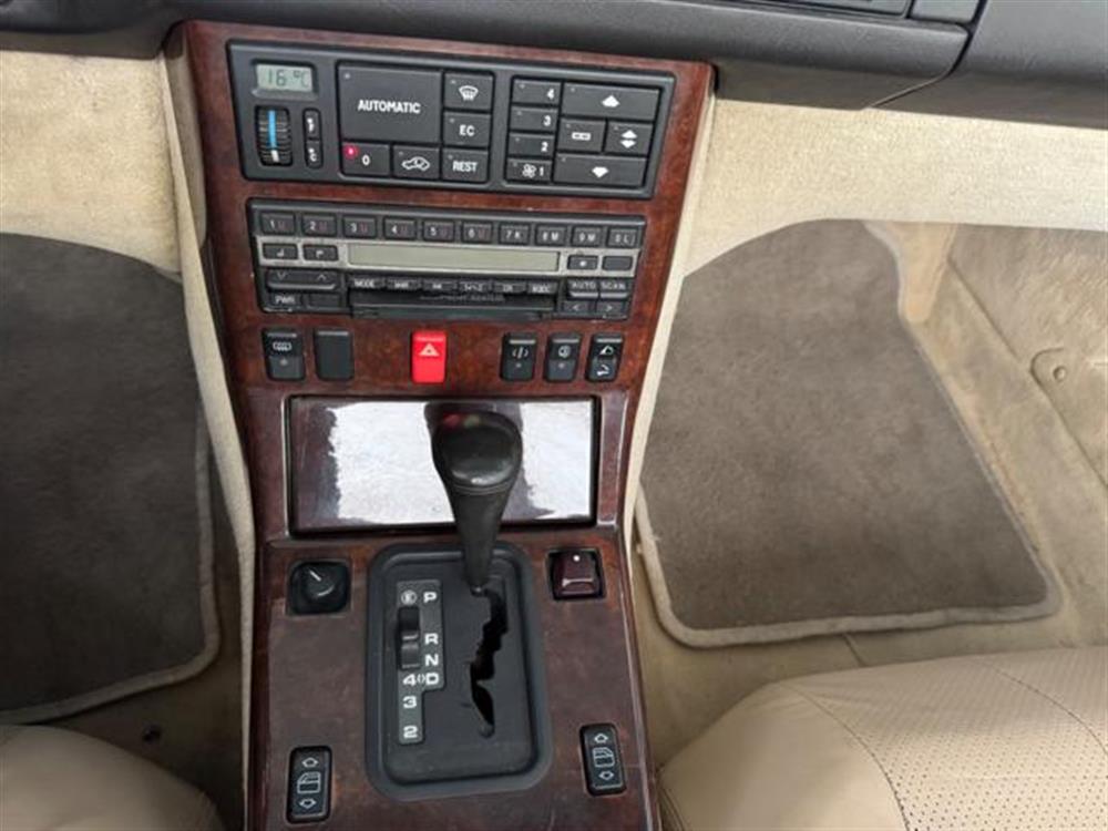 SL 300   SL 300 SOLO 46.000 KM PRONT