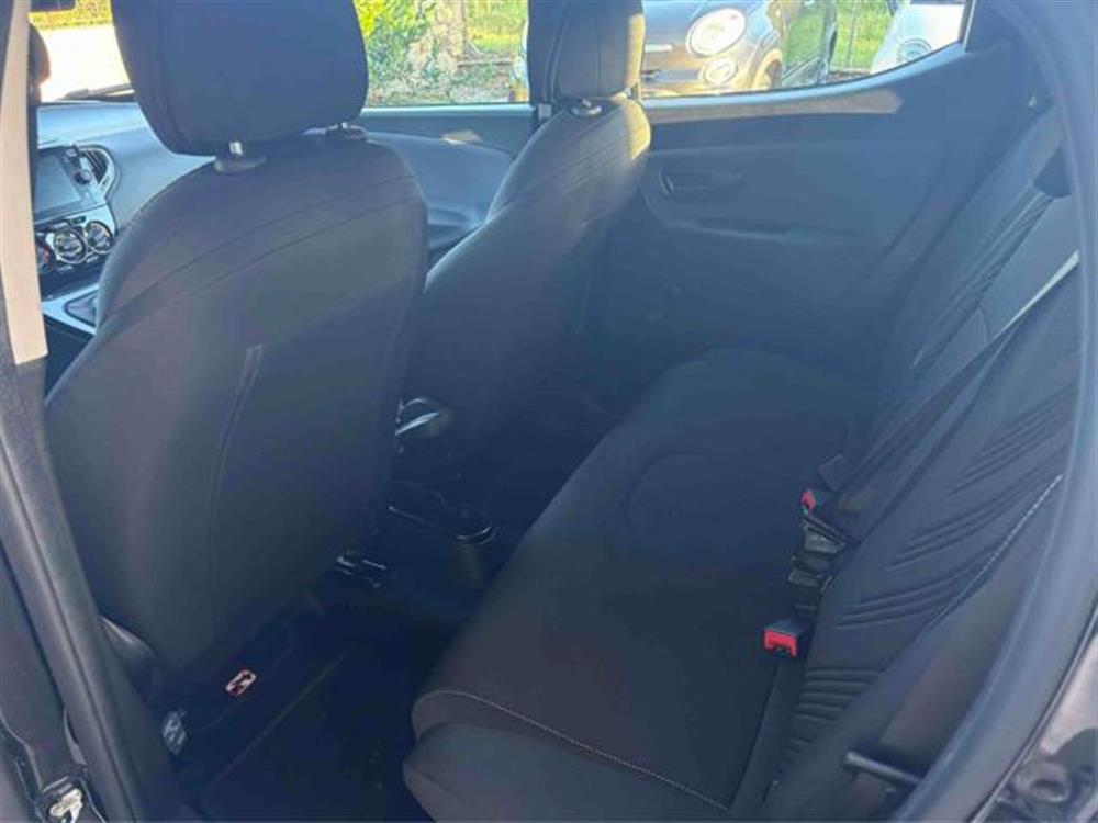 Ypsilon   Ypsilon 1.0 FireFly 5 porte