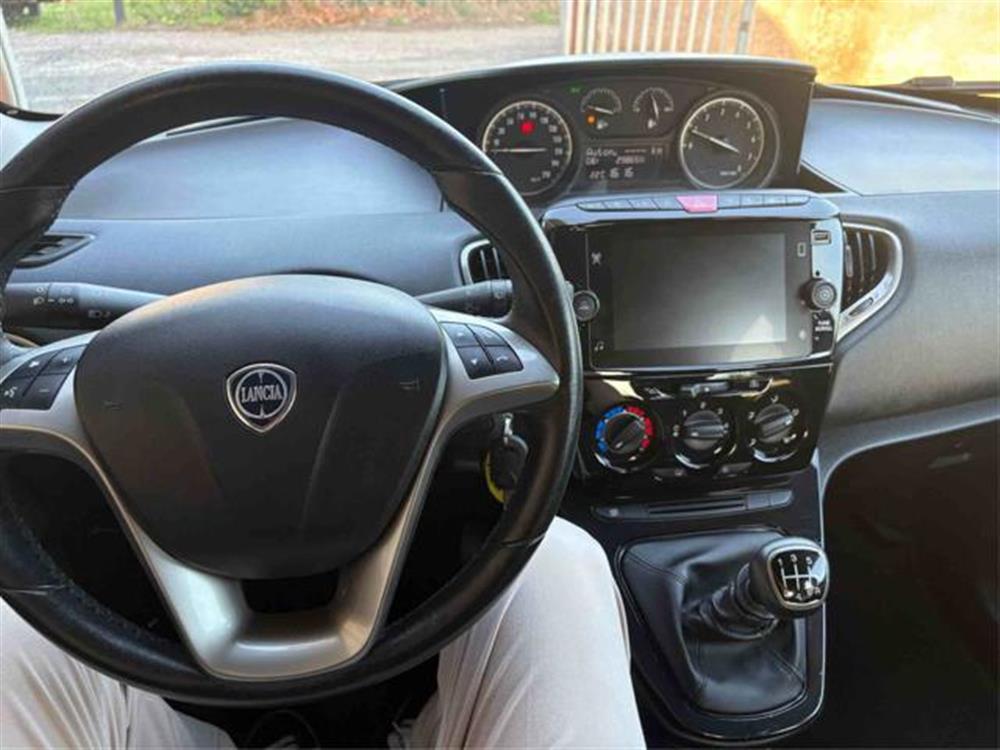 Ypsilon   Ypsilon 1.0 FireFly 5 porte