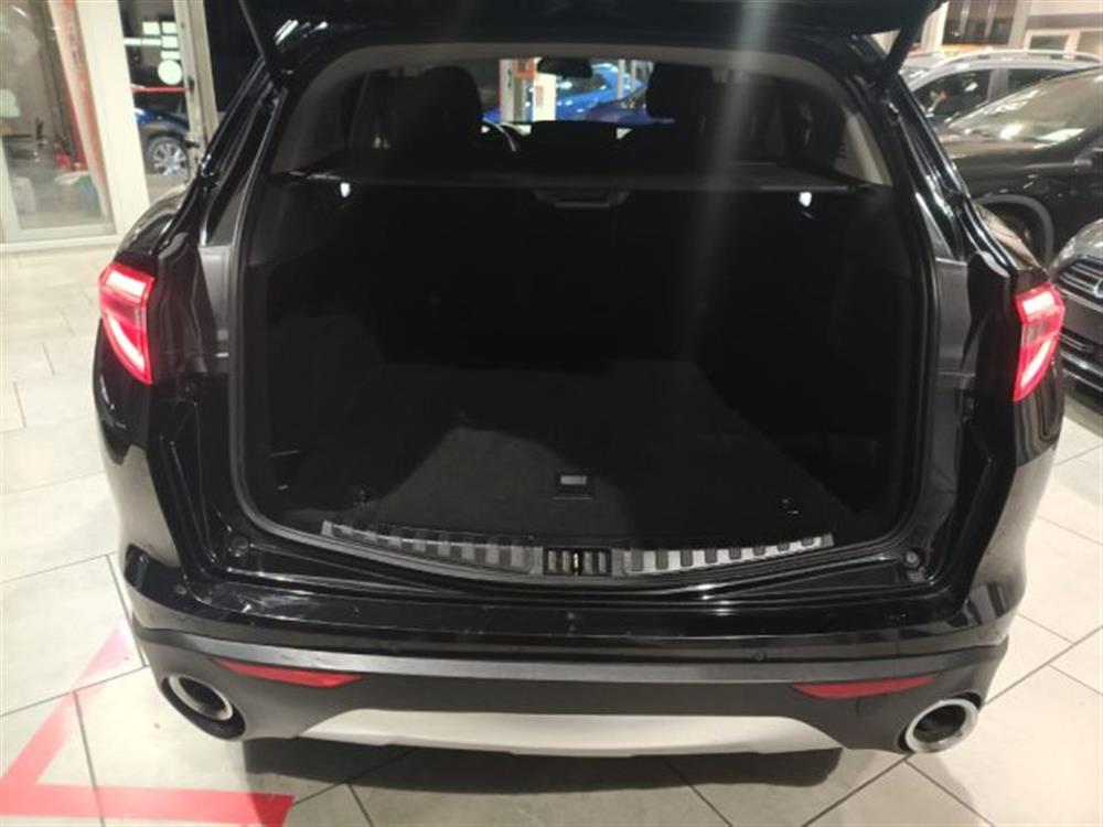 Stelvio   Stelvio 2.2 Turbodiesel 190