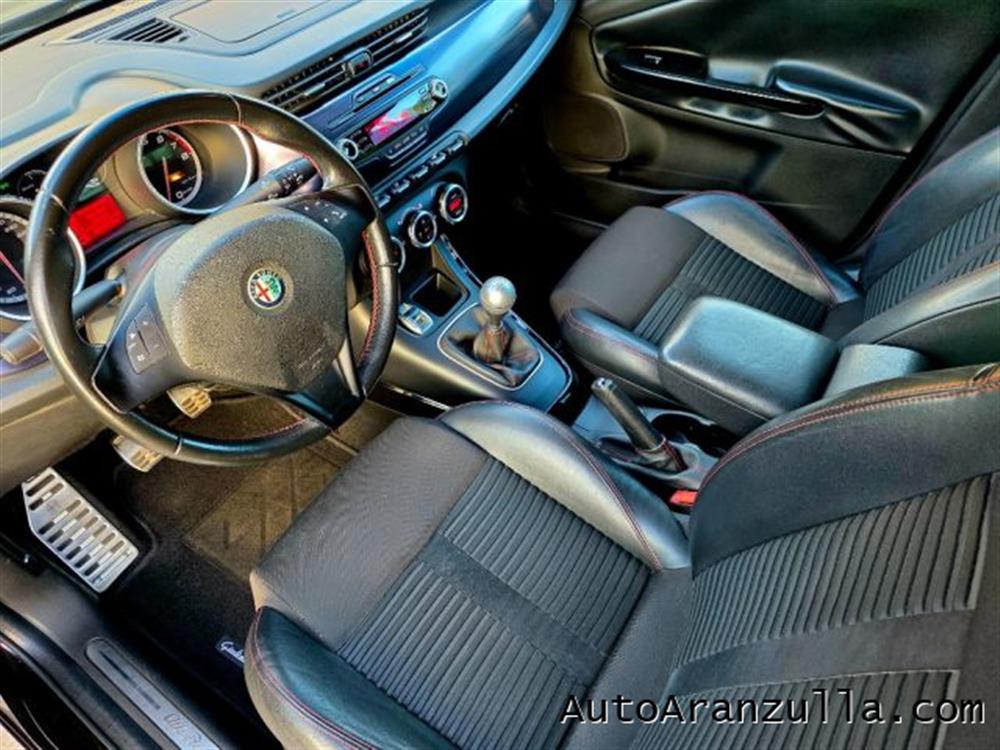 Giulietta   Giulietta 1750 TBi 235CV Quadr