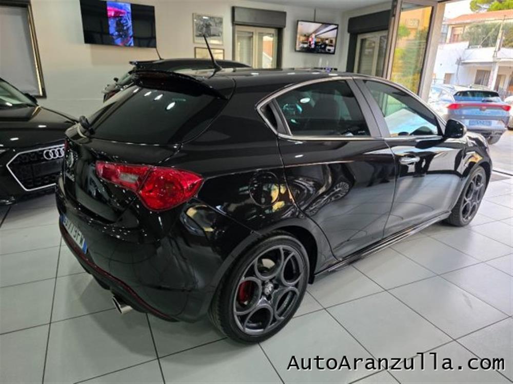 Giulietta   Giulietta 1750 TBi 235CV Quadr