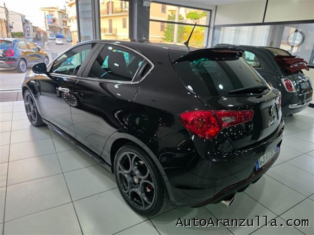 Giulietta   Giulietta 1750 TBi 235CV Quadr