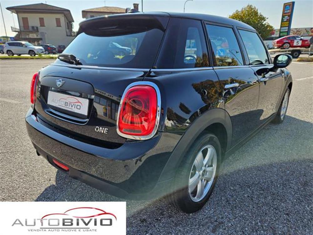 One   One 1.5 One 5 porte Virt