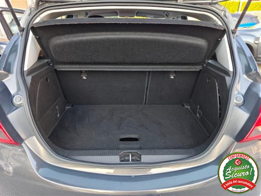 Corsa   Corsa 1.4 90CV GPL Tech 5