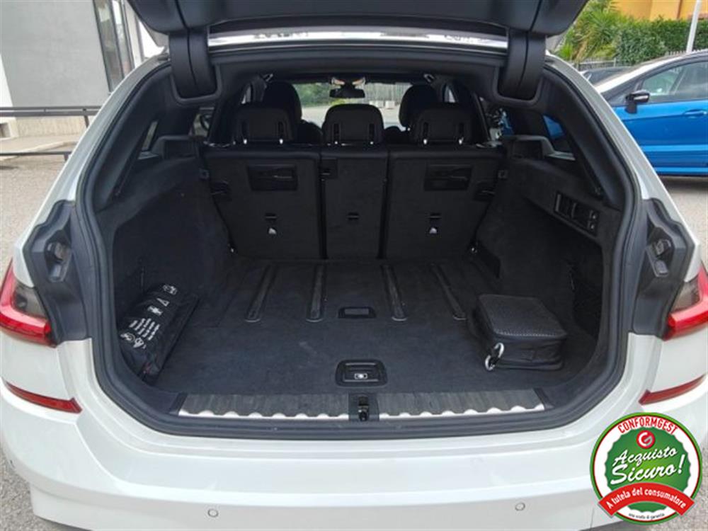 318   318 d Touring Msport