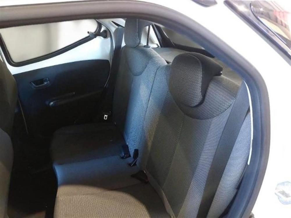 Aygo   Aygo Connect 1.0 VVT-i 72