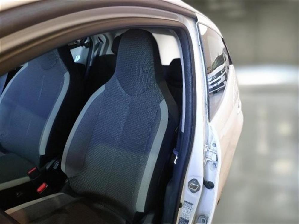 Aygo   Aygo Connect 1.0 VVT-i 72