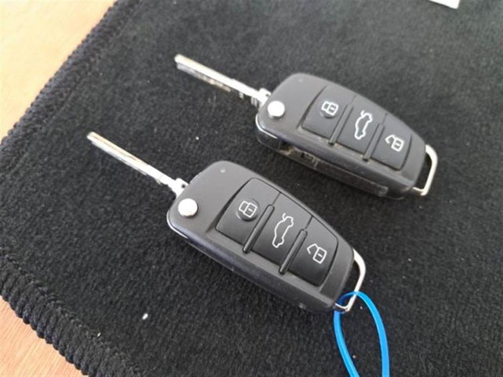 Q2   Q2 30 TDI Business