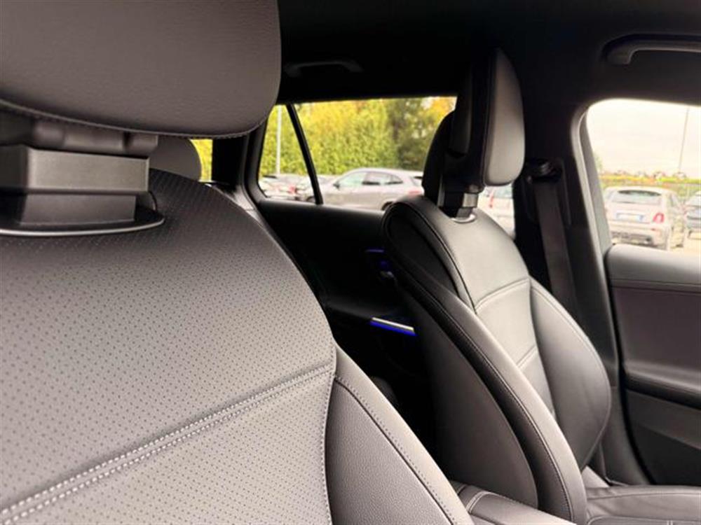 C 220   C 220 d Mild hybrid S.W. 4