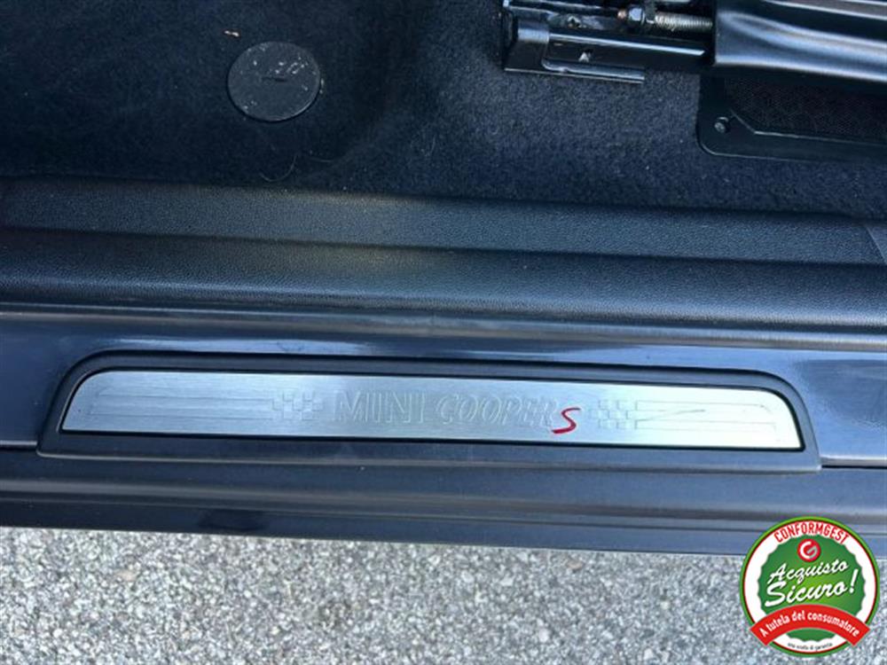 Countryman   Countryman 2.0 Cooper SD Busine