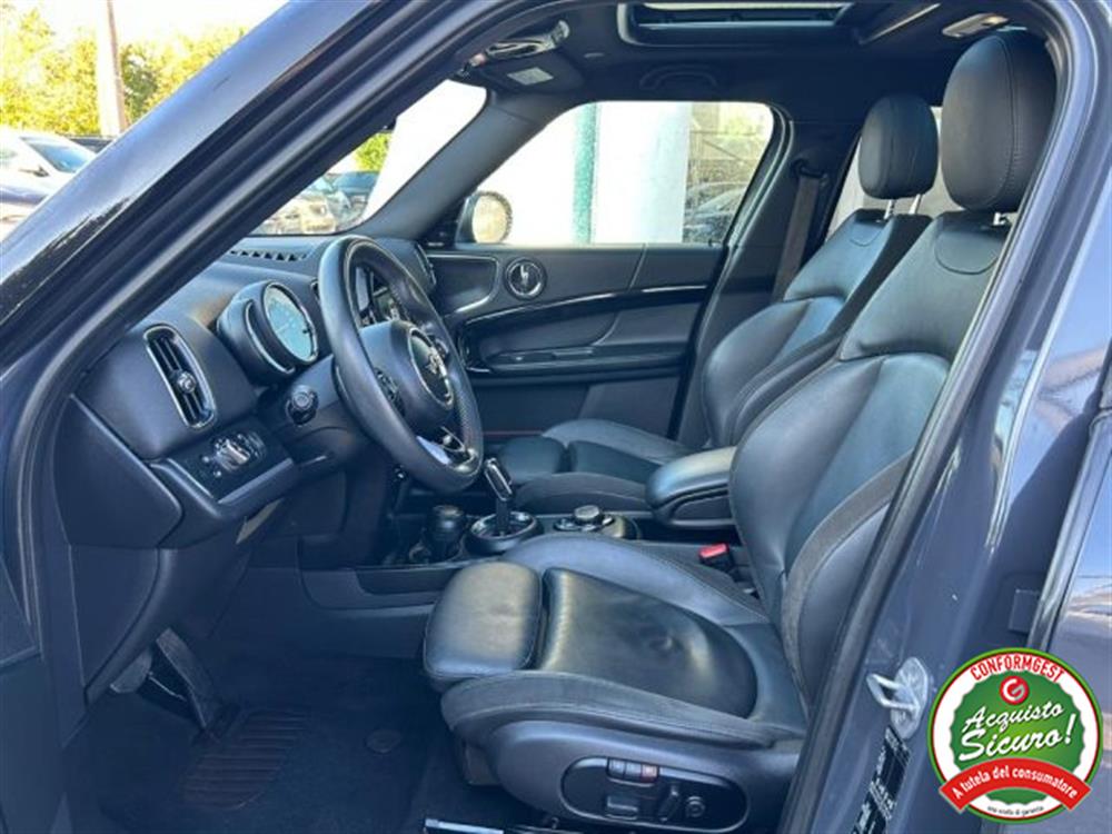 Countryman   Countryman 2.0 Cooper SD Busine