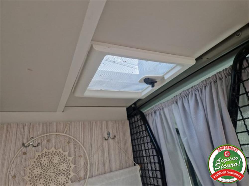 Movano   Movano T27 2.5 dCi/150 CAMP