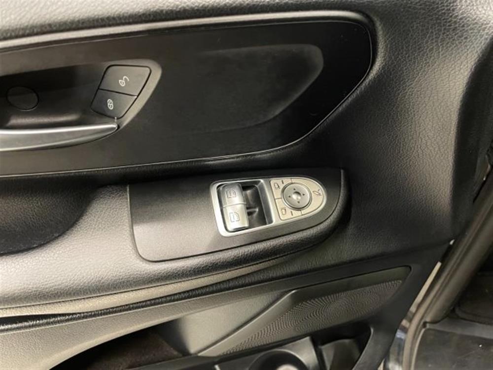 V 220   V 220 d 220D  Executive Lo