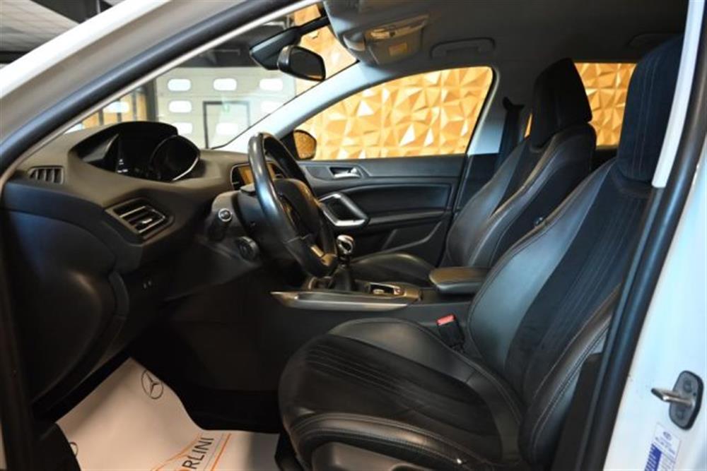 308   308 1.6E-HDI 116CV ACCES