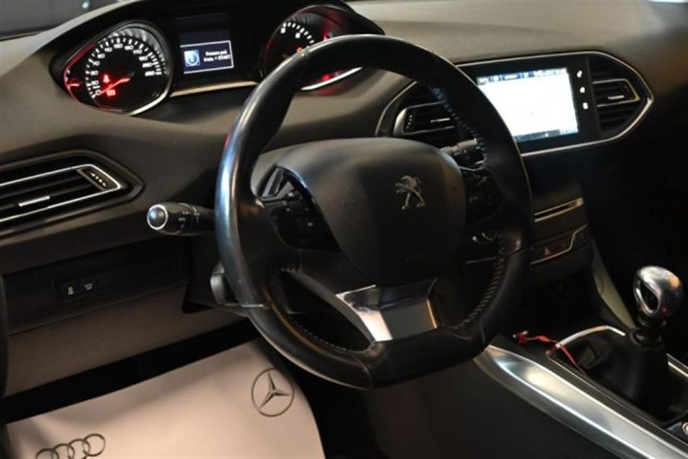 308   308 1.6E-HDI 116CV ACCES