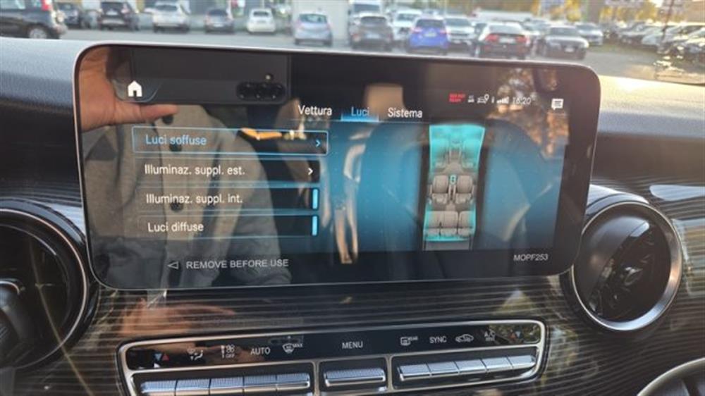 V 300   V 300 d Automatic Premium