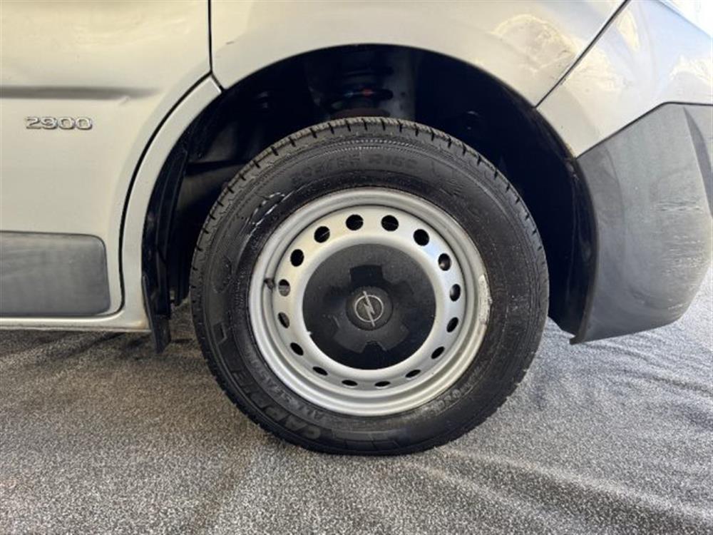 Vivaro   Vivaro 9 posti pianale elet