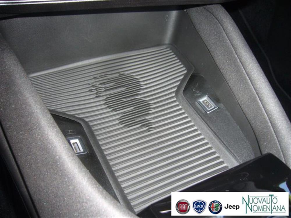 Junior   Junior 1.2 136 CV Hybrid eD