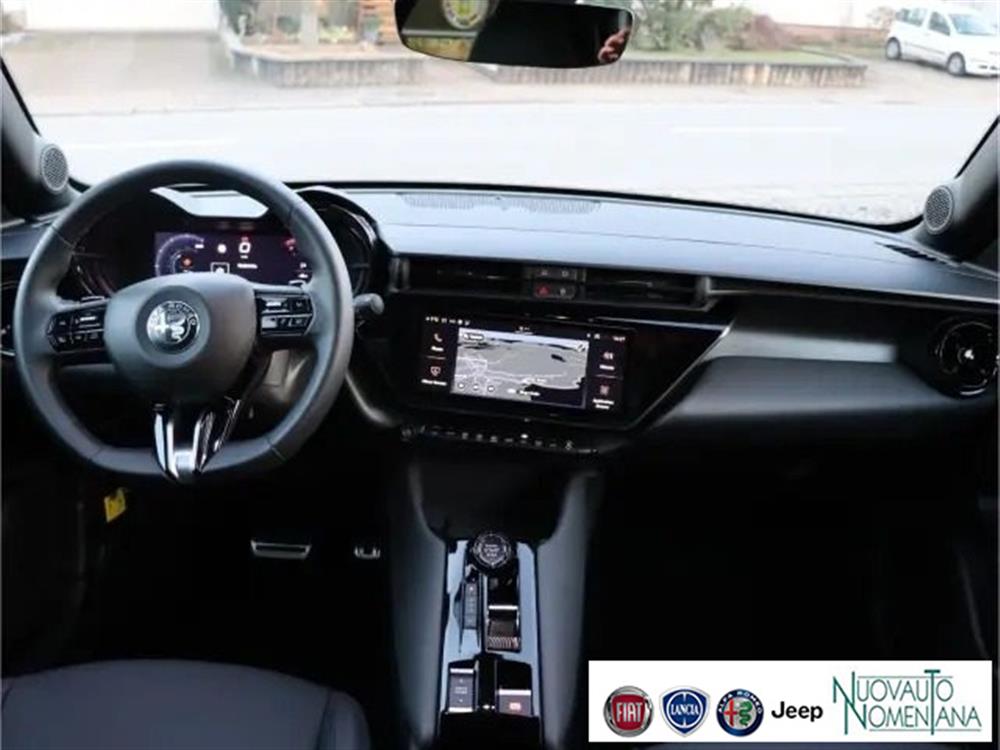 Junior   Junior 1.2 136 CV Hybrid eD