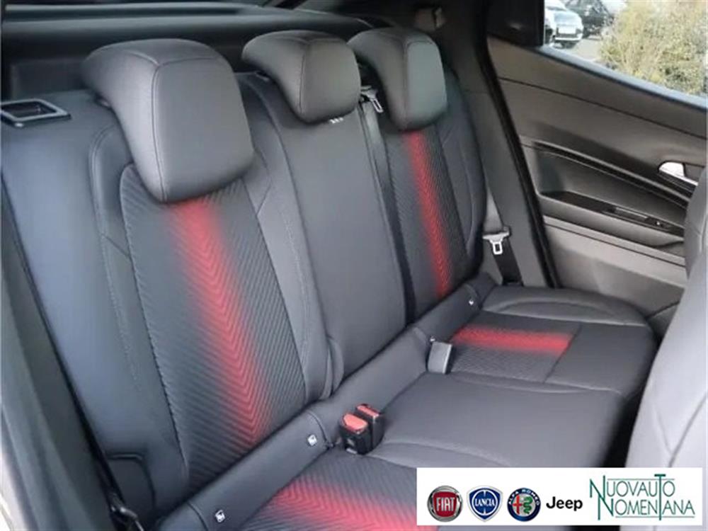 Junior   Junior 1.2 136 CV Hybrid eD